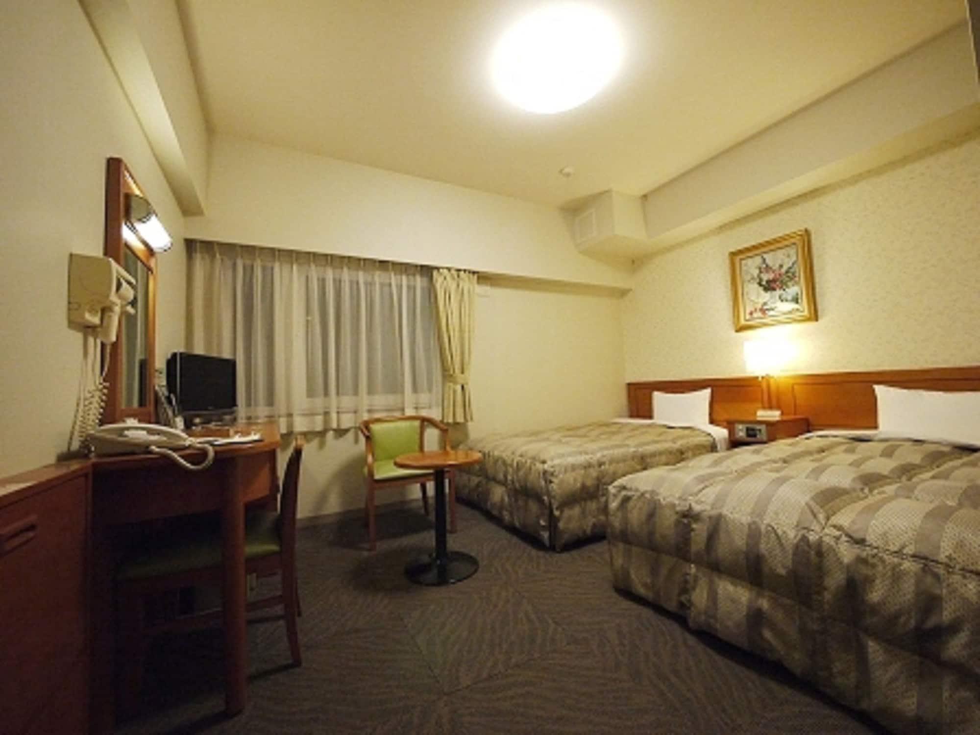 Hotel Route-Inn Yokohama Bashamichi Exteriör bild