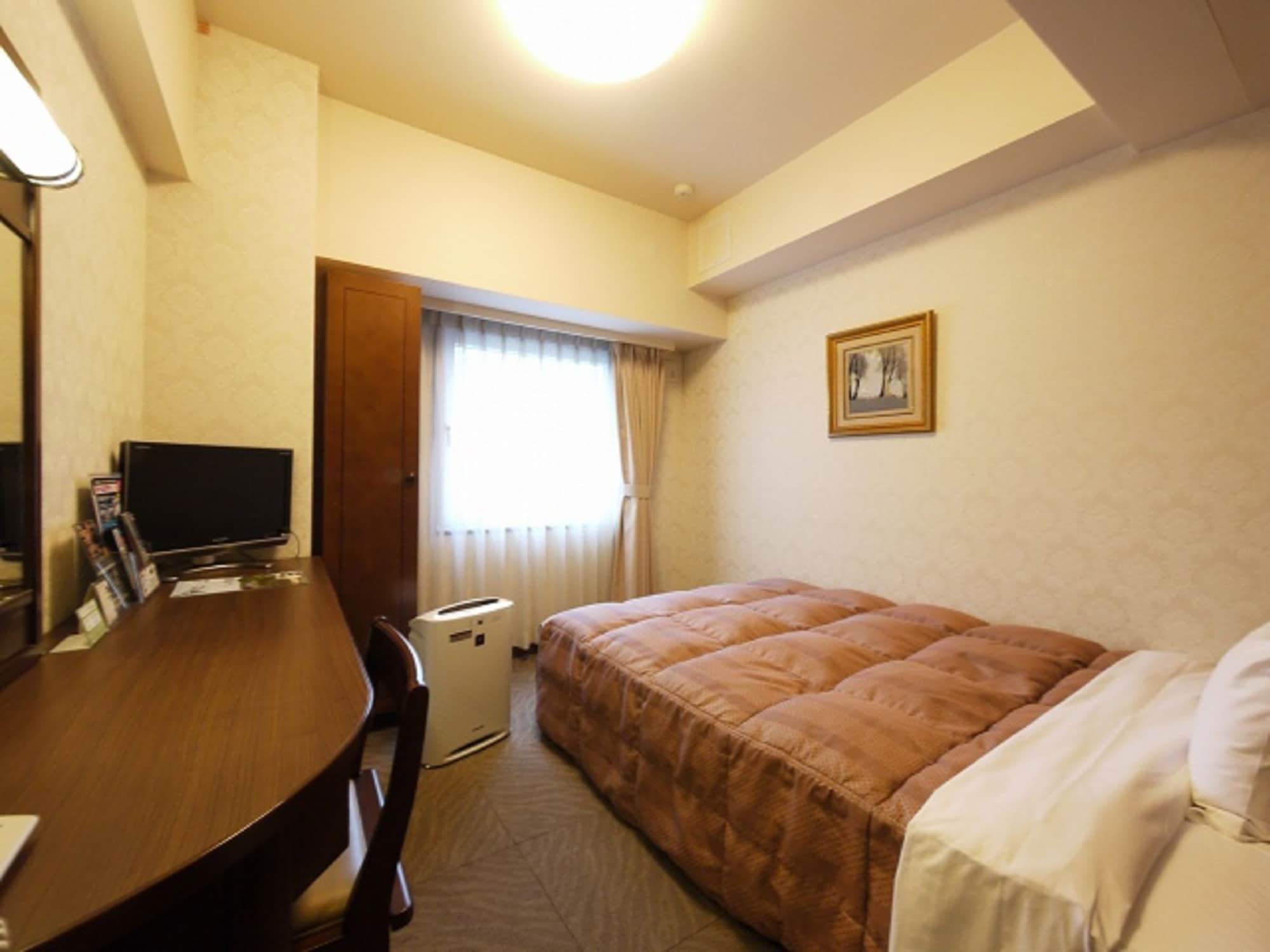 Hotel Route-Inn Yokohama Bashamichi Exteriör bild